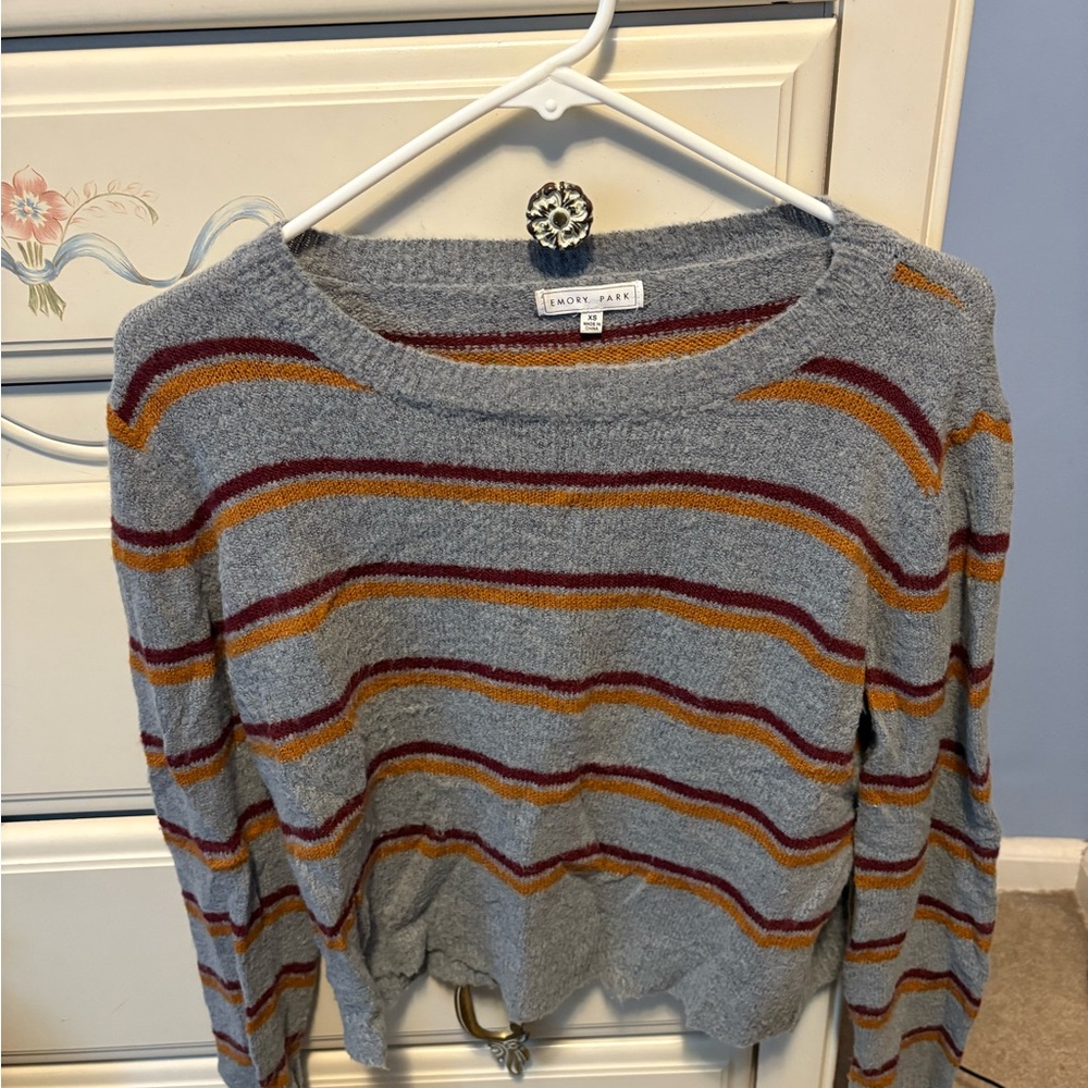 Emory Park Gray and Red Crew Neck Sweater with Stripes
